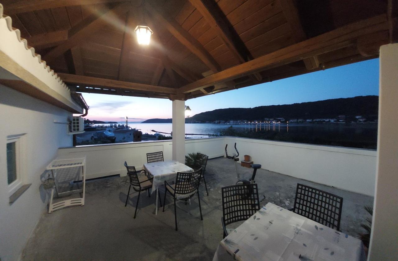 Gvacic House Διαμέρισμα Supetarska Draga Εξωτερικό φωτογραφία