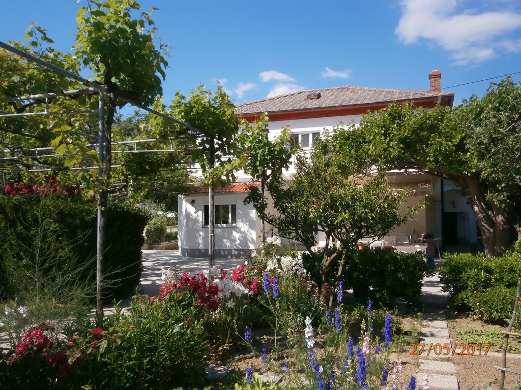 Gvacic House Διαμέρισμα Supetarska Draga Εξωτερικό φωτογραφία